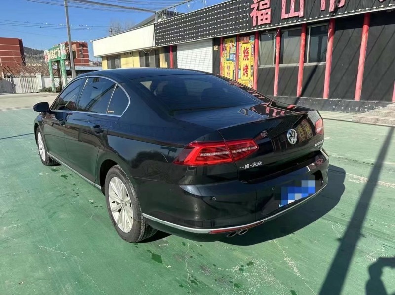济宁18年大众迈腾8