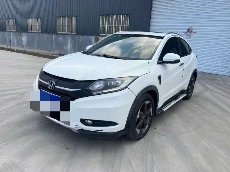 济宁15年本田缤智3