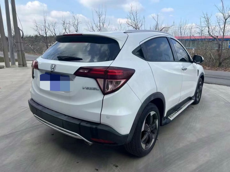 济宁15年本田缤智4