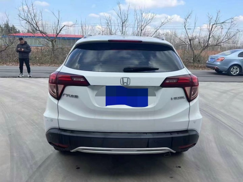 济宁15年本田缤智6