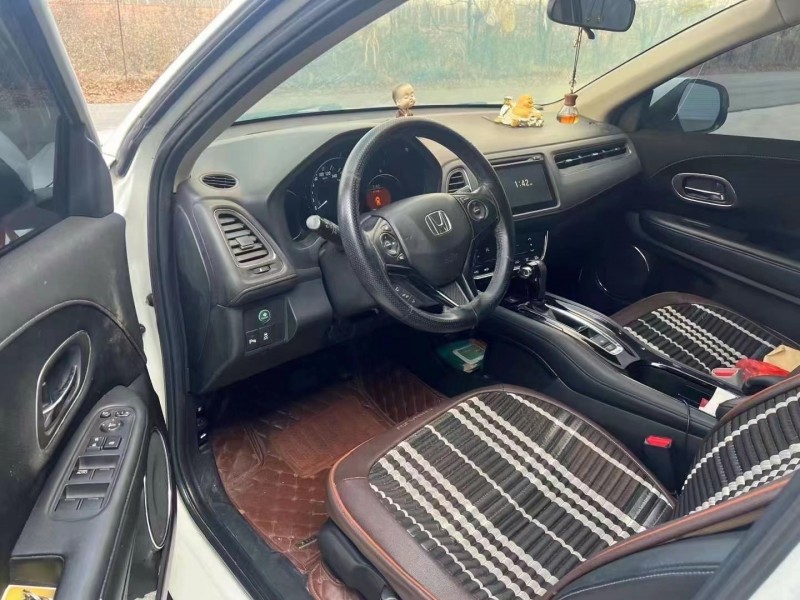 济宁15年本田缤智7