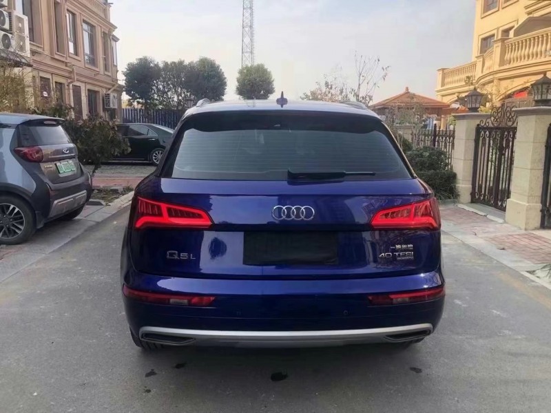 济宁19年奥迪Q59