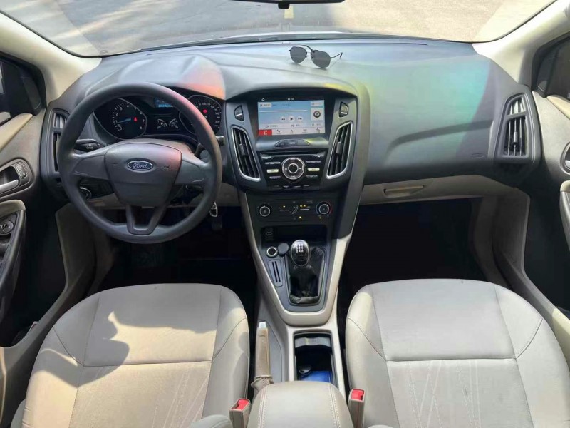 徐州18年福特福克斯5