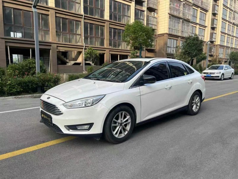 徐州16年福特福克斯2