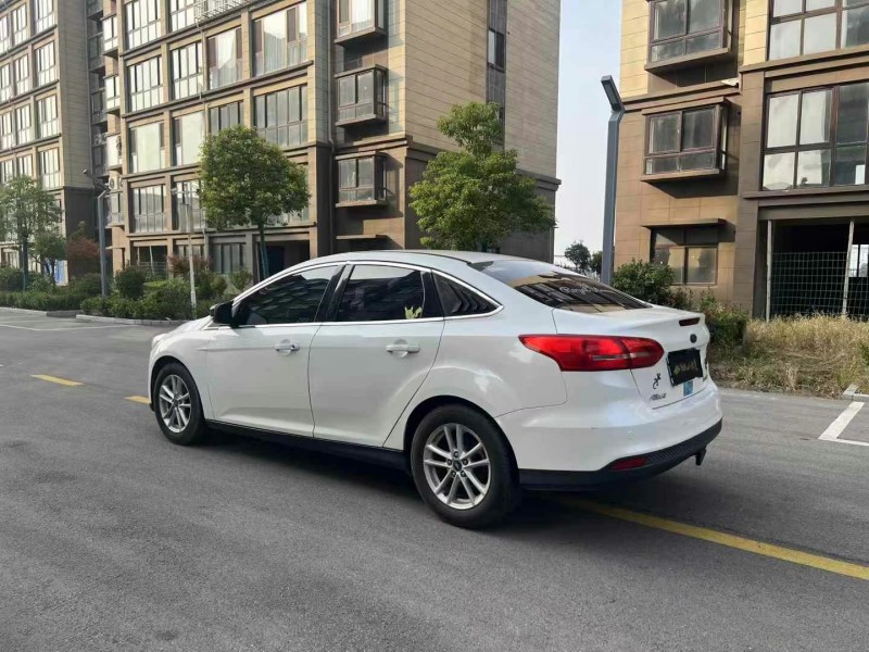 徐州16年福特福克斯8