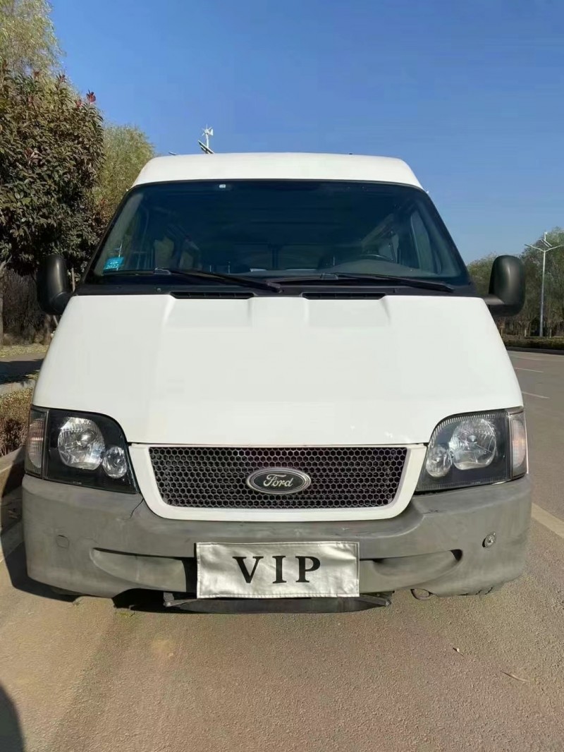 济宁16年福特全顺1