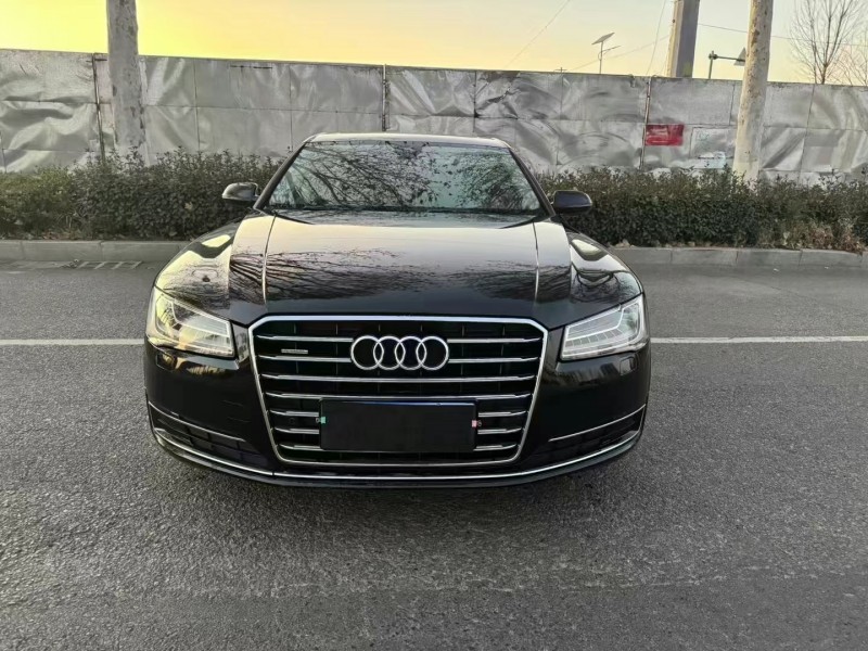 枣庄17年奥迪A8L1