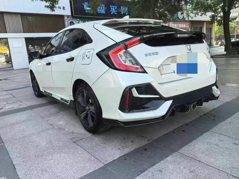 济宁21年本田思域4