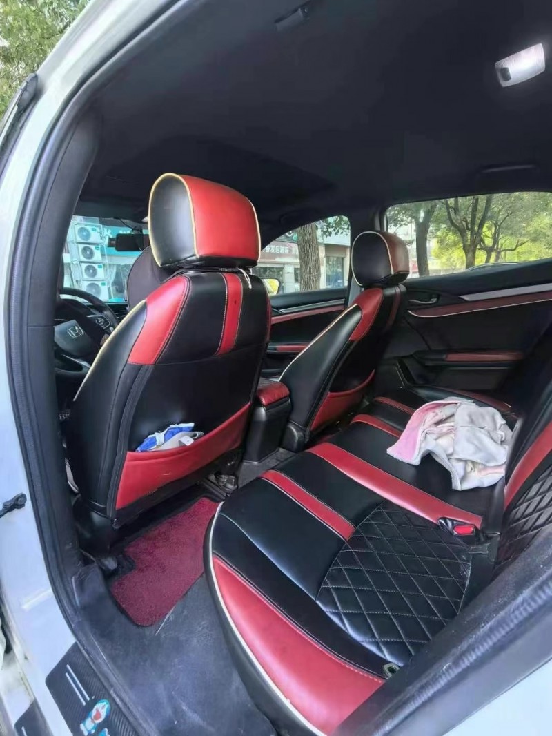 济宁21年本田思域6