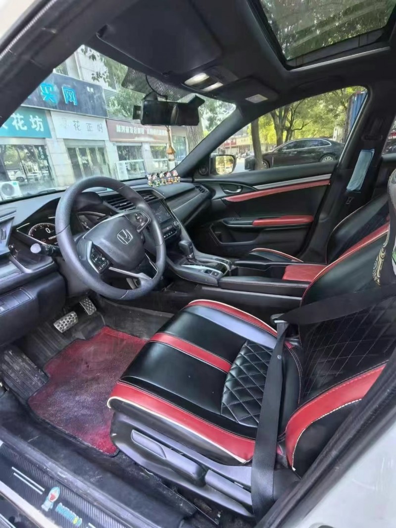 济宁21年本田思域9