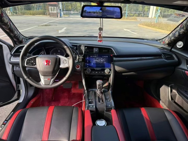 济宁19年本田思域5