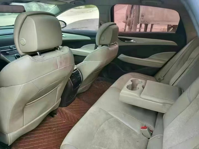 济宁18年别克君越4