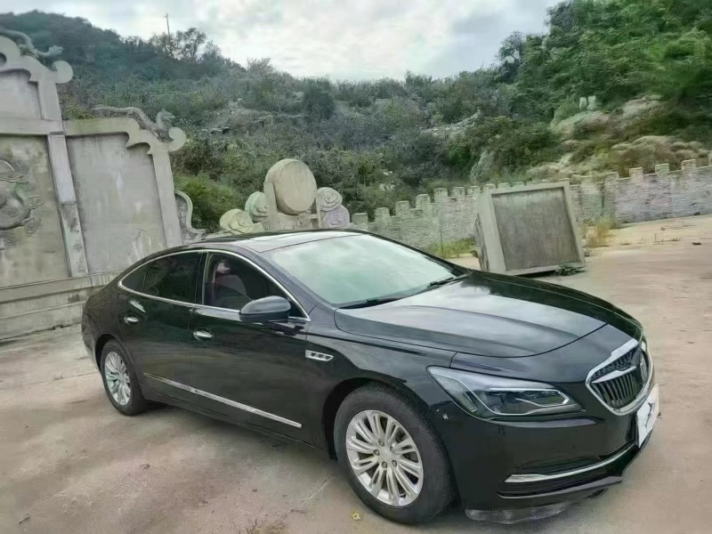 济宁18年别克君越9