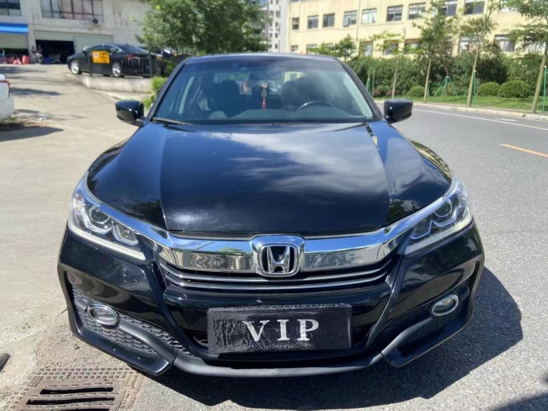 广州18年本田雅阁1