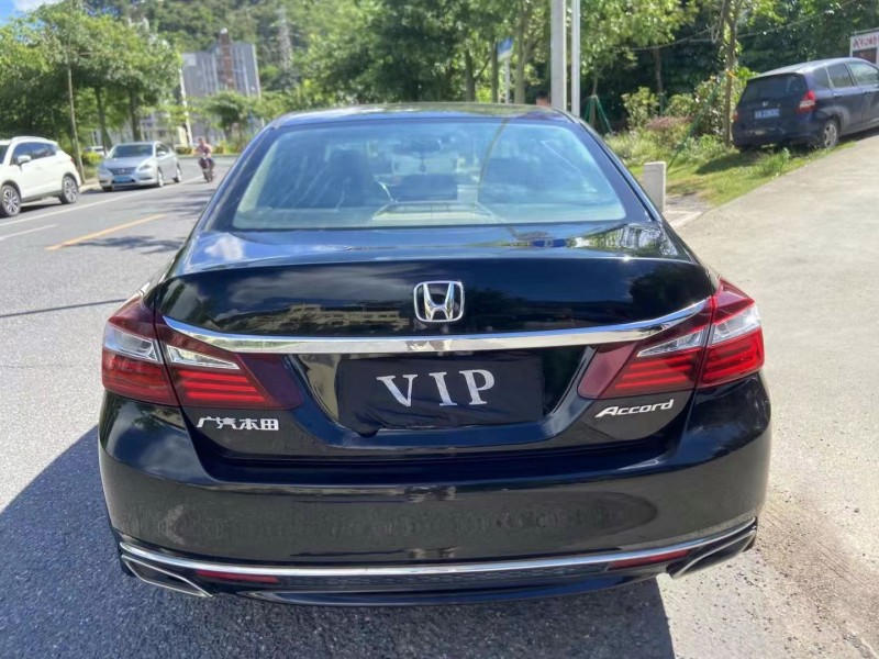 广州18年本田雅阁3