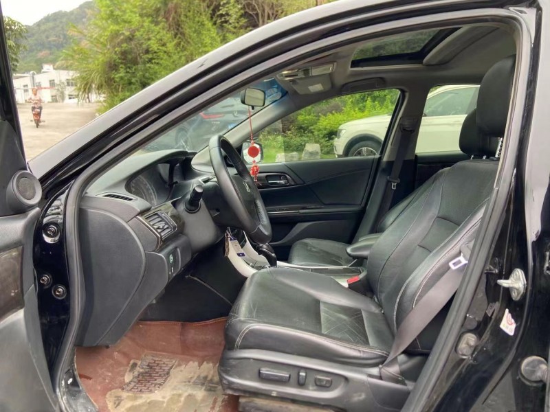 广州15年本田雅阁6