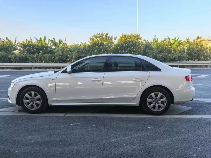 广州11年奥迪A4L4