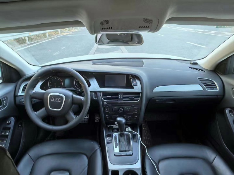 广州11年奥迪A4L8