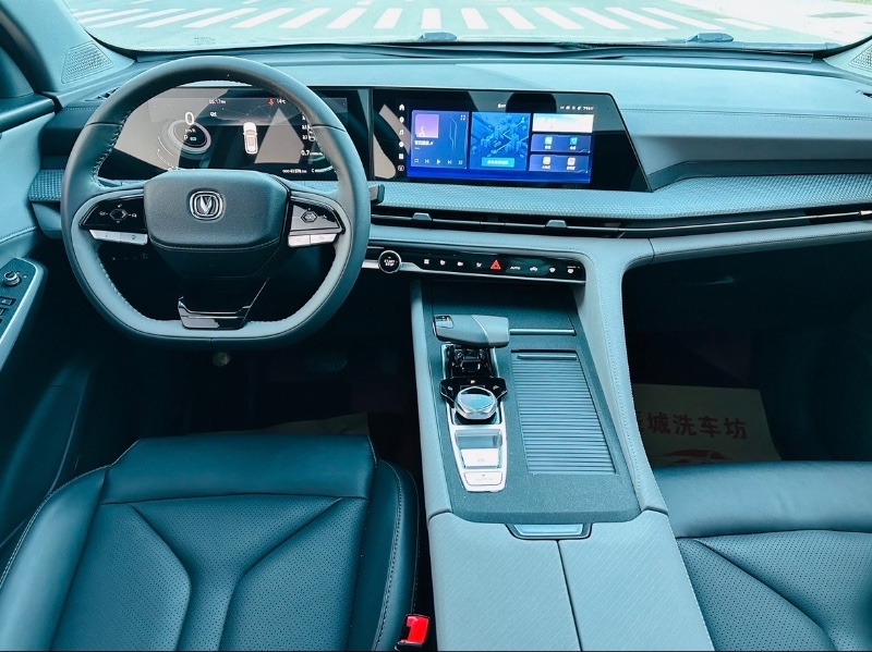 太原22年長安汽車CS755