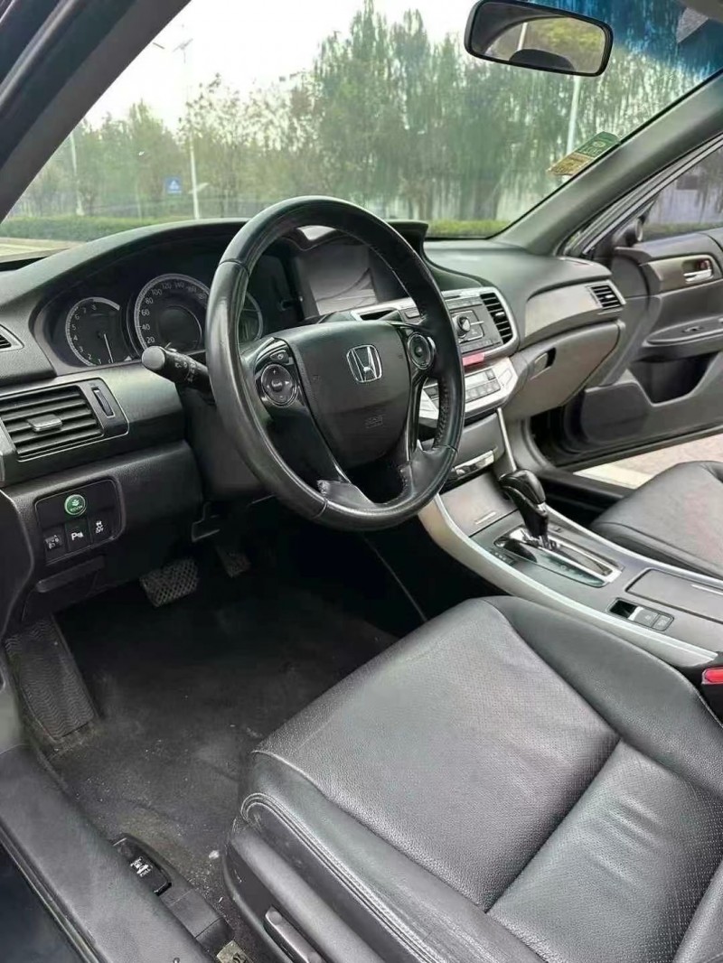 枣庄14年本田雅阁4