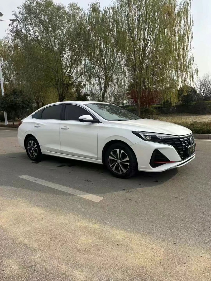 枣庄22年长安汽车逸动2