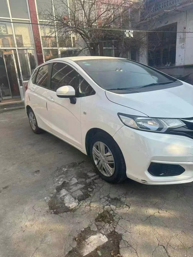 菏泽18年本田飞度2
