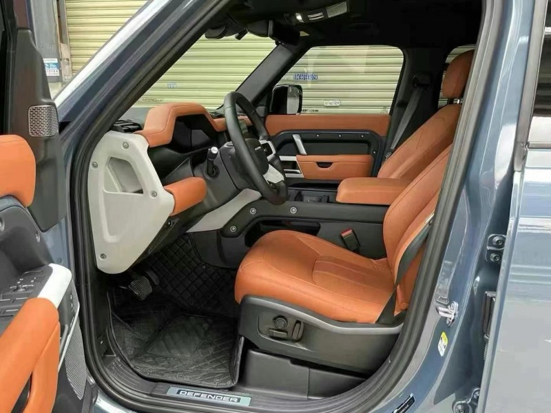 佛山23年路虎卫士4