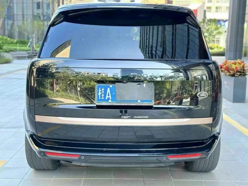 广州23年路虎揽胜行政7