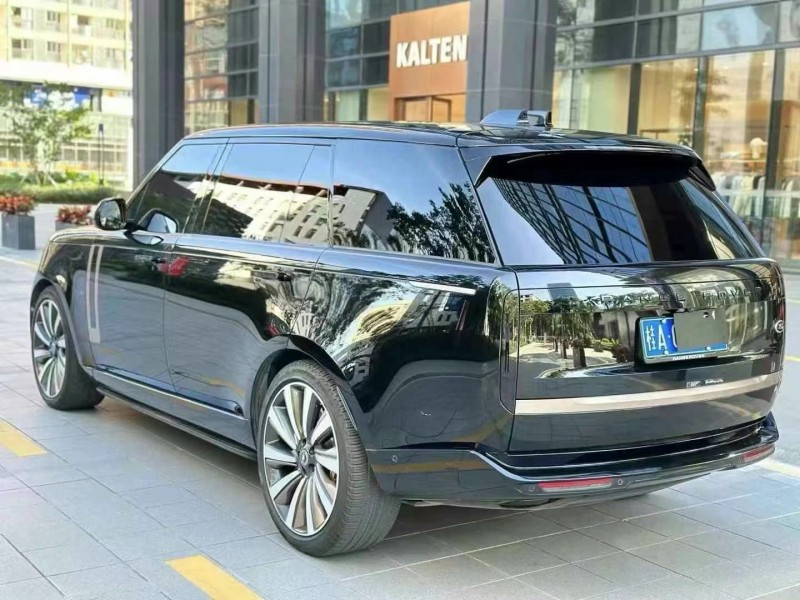 广州23年路虎揽胜行政8