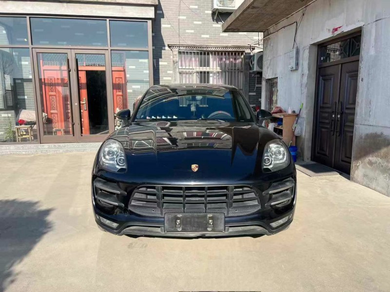 盐城14年保时捷Macan1