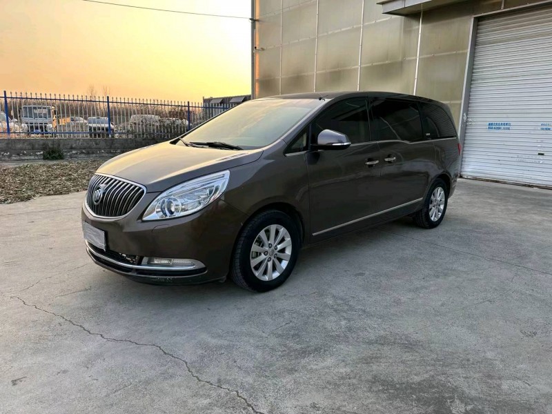 徐州16年别克GL82