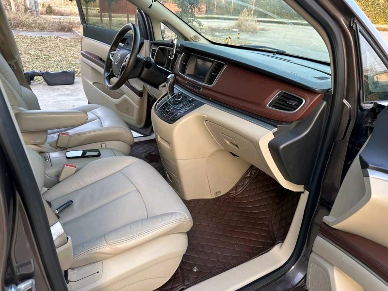 徐州16年别克GL84