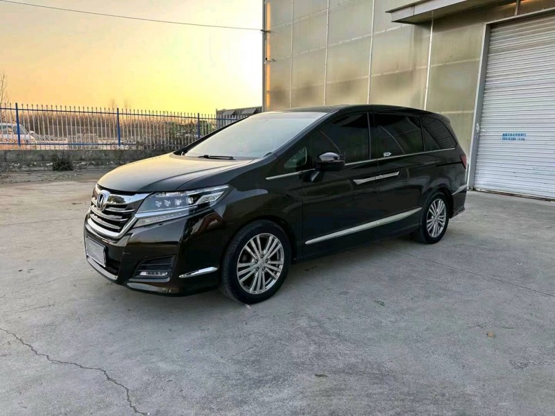 徐州16年本田艾力绅2