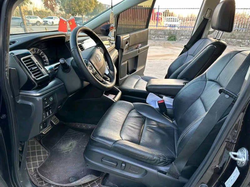 徐州16年本田艾力绅7