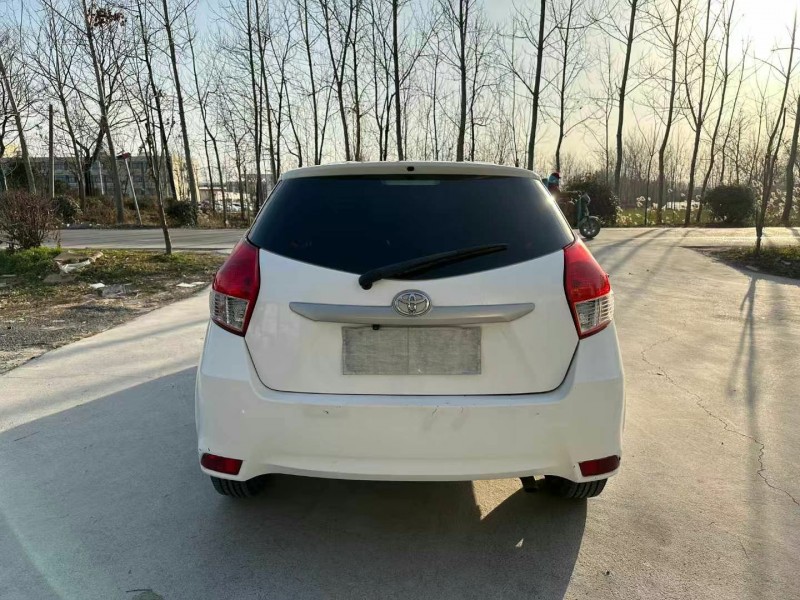 徐州15年丰田YARiS L 致炫9