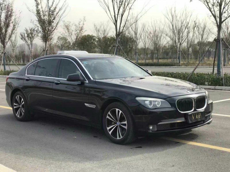徐州13年宝马7系2