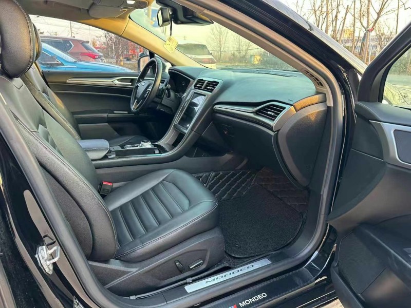 徐州17年福特蒙迪欧8