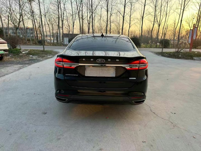 徐州17年福特蒙迪欧9