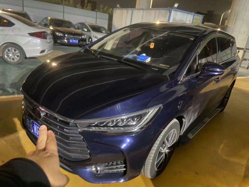 广州18年比亚迪宋1