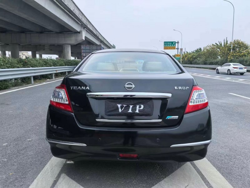 广州13年日产天籁5
