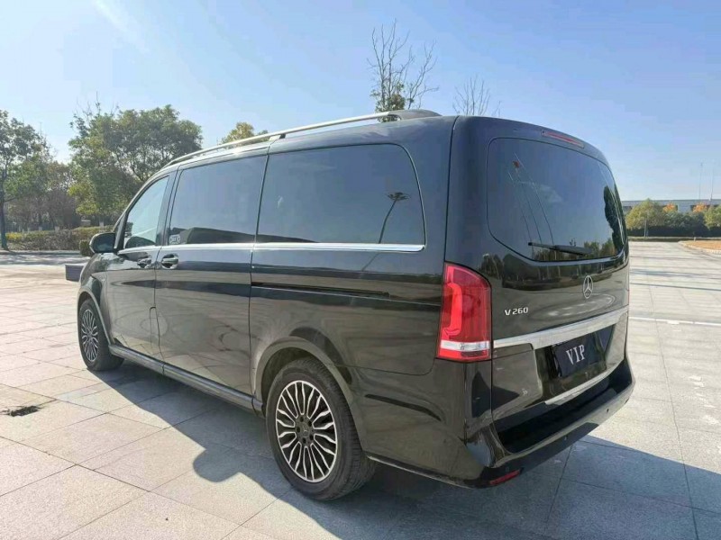 徐州17年奔驰V8