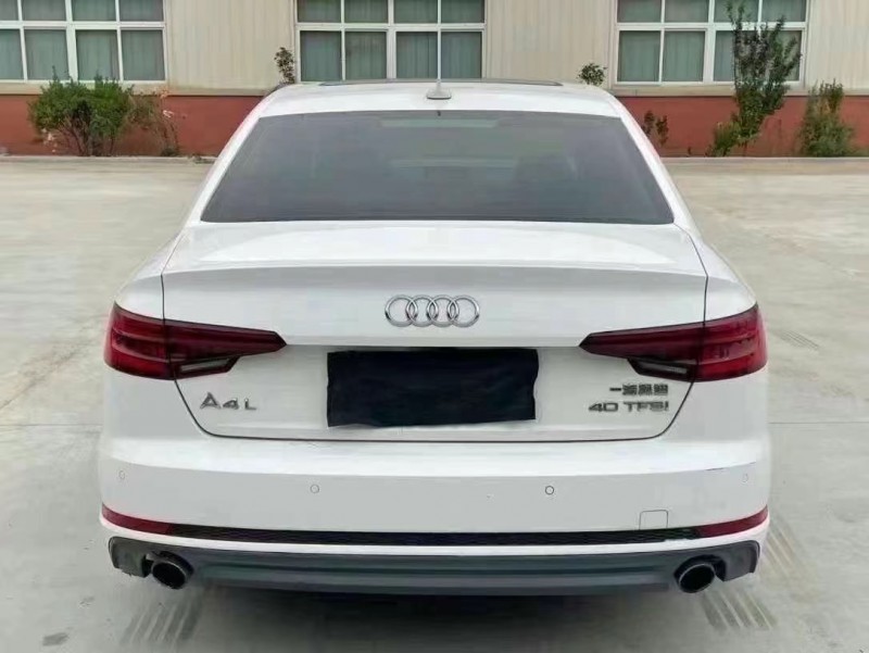 济宁18年奥迪A4L6
