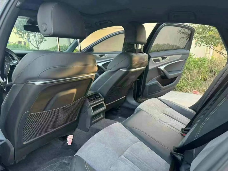 徐州23年奥迪A6L8