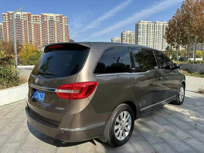 济宁15年别克GL85