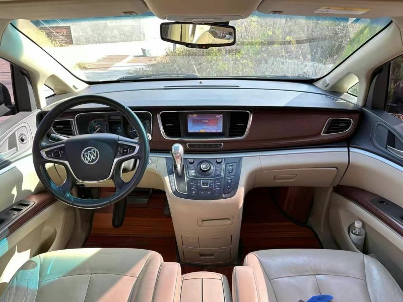 济宁15年别克GL88