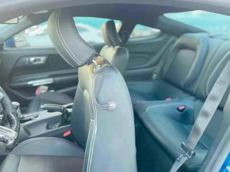 东莞17年福特野马5