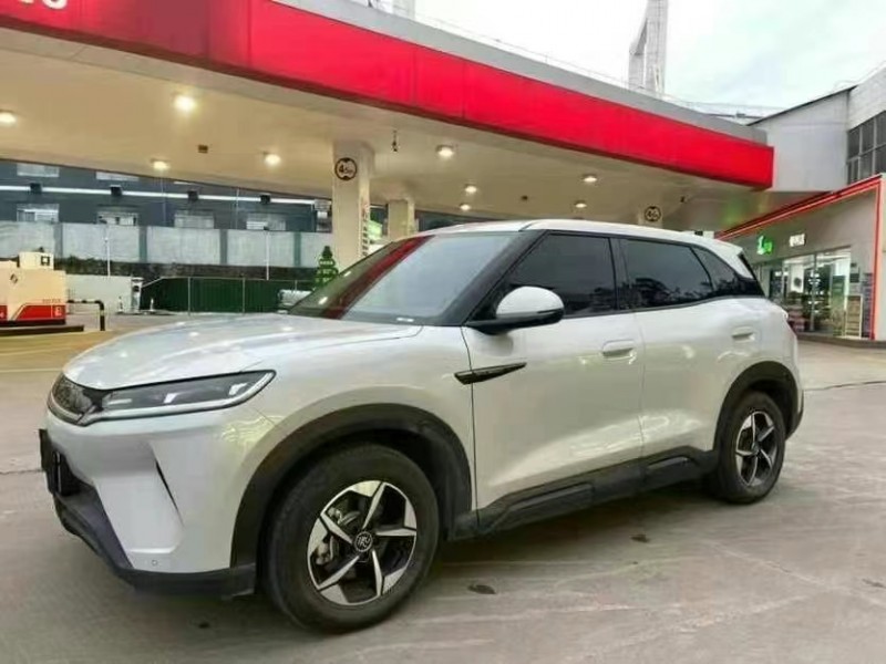 东莞24年比亚迪元2