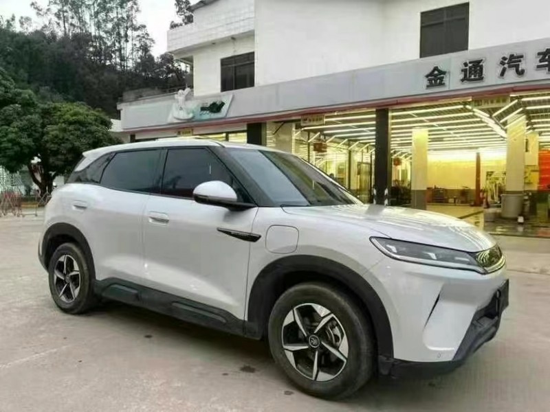 东莞24年比亚迪元3