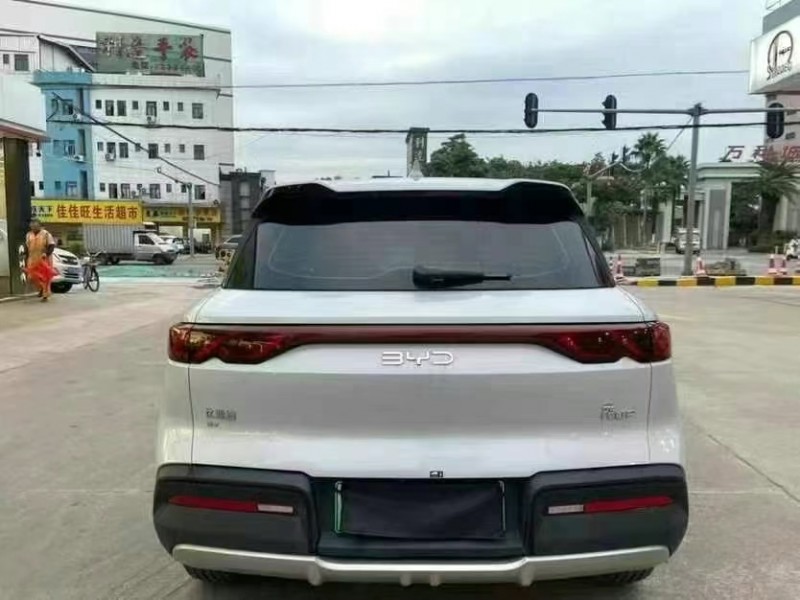 东莞24年比亚迪元5