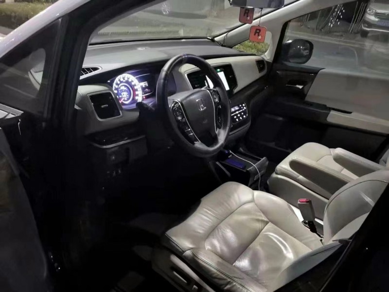 济宁14年本田奥德赛6